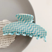 Load image into Gallery viewer, Parisian Hair Claw Clip