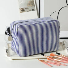 Load image into Gallery viewer, Cloud Zip Bag