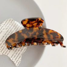 Load image into Gallery viewer, Parisian Hair Claw Clip