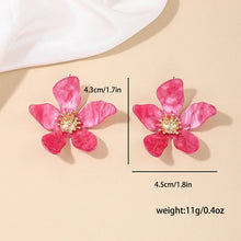 Load image into Gallery viewer, Petal Whisper Earrings
