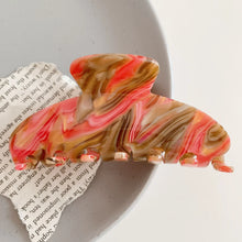 Load image into Gallery viewer, Parisian Hair Claw Clip