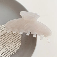 Load image into Gallery viewer, Parisian Hair Claw Clip