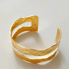 Load image into Gallery viewer, Valentina Bracelet