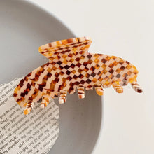 Load image into Gallery viewer, Parisian Hair Claw Clip