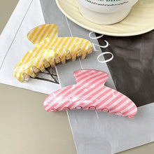 Load image into Gallery viewer, Beau Striped Clip