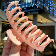 Load image into Gallery viewer, Pearl Matte Clip