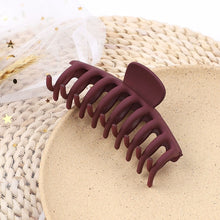 Load image into Gallery viewer, Pearl Matte Clip