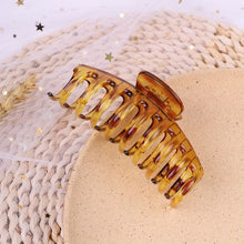 Load image into Gallery viewer, Pearl Matte Clip