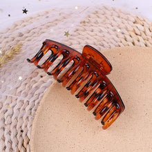 Load image into Gallery viewer, Pearl Matte Clip