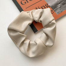 Load image into Gallery viewer, Vintage Hair Bands