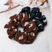 Load image into Gallery viewer, Set of 2 Cotton Classics