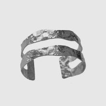 Load image into Gallery viewer, Valentina Bracelet
