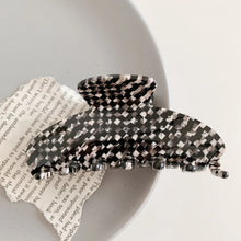 Load image into Gallery viewer, Parisian Hair Claw Clip
