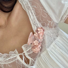 Load image into Gallery viewer, Garden Bloom Clip
