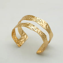 Load image into Gallery viewer, Valentina Bracelet
