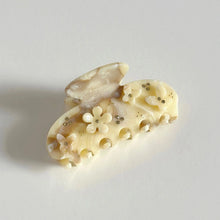 Load image into Gallery viewer, Garden Bloom Clip
