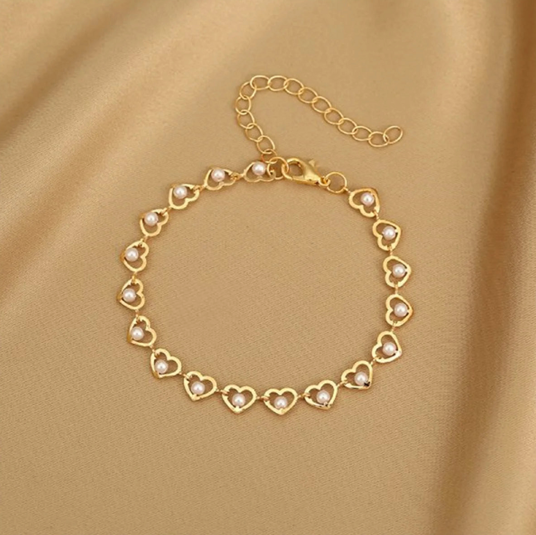 Pearl Heart Bracelet