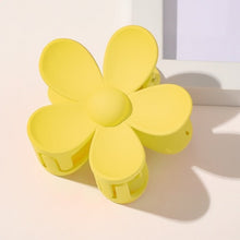 Load image into Gallery viewer, Maui Flower Clip
