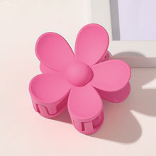 Load image into Gallery viewer, Maui Flower Clip
